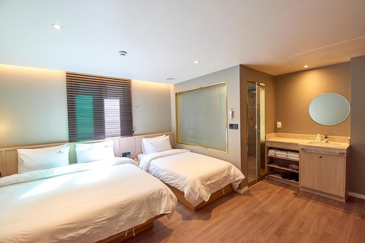 Bonathree Hotel Puszan Kültér fotó